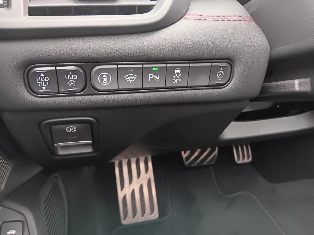 Used 2025 Acura TLX Type S AWD/4WD image 28