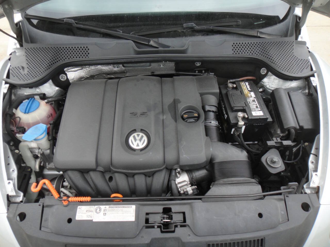 Used 2012 Volkswagen Beetle 2.5 FWD image 16