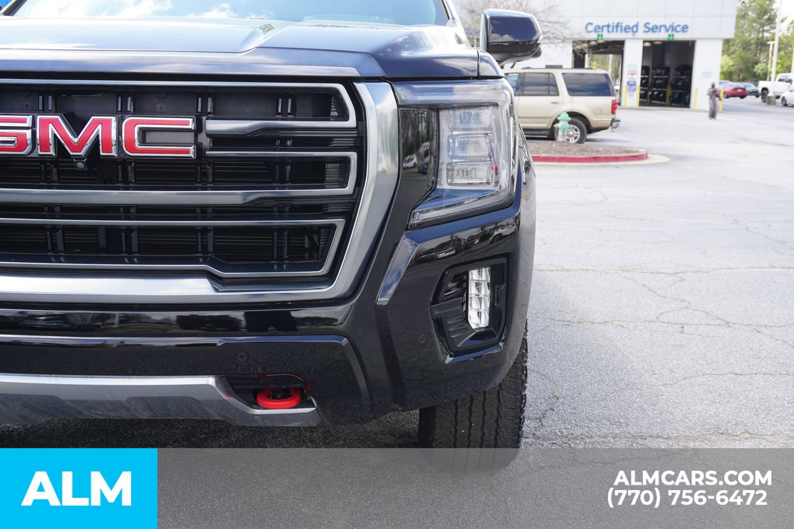 Used 2024 GMC Yukon XL AT4 w/ Technology Package image 19