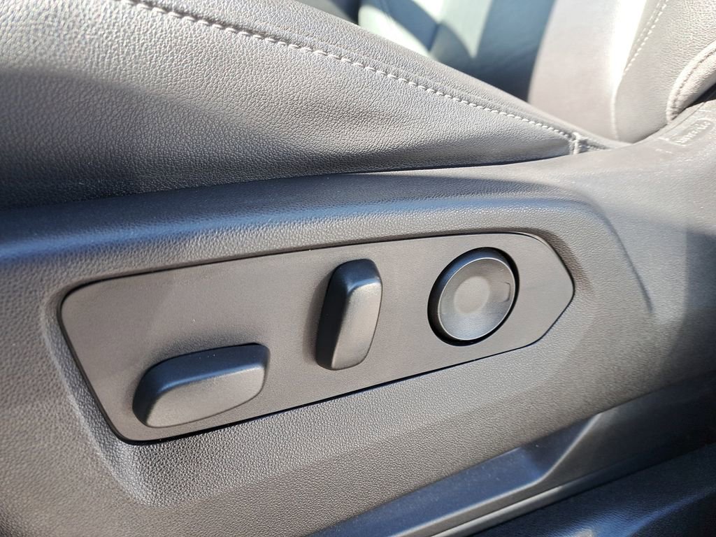 Used 2023 Chevrolet Tahoe Z71 image 19