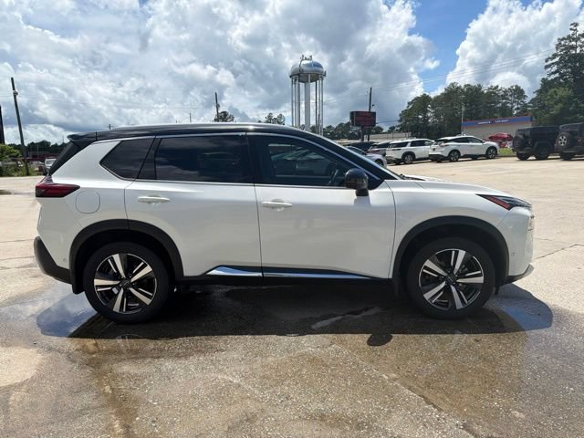Used 2023 Nissan Rogue Platinum w/ Platinum Premium Package FWD image 5