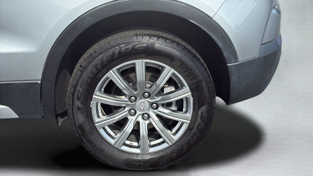 Used 2023 Cadillac XT4 Premium Luxury image 14