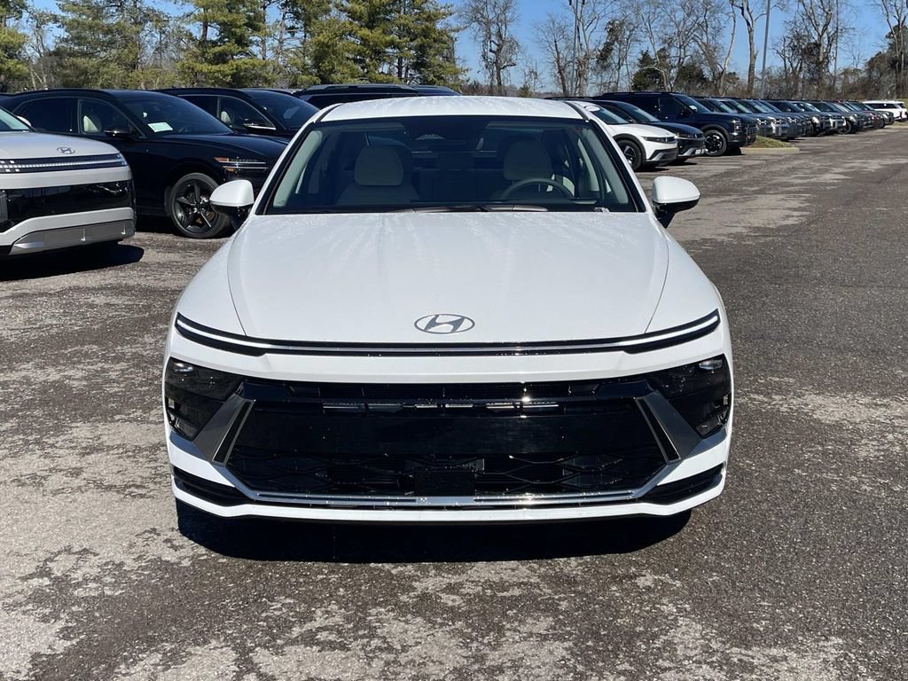 New 2026 Hyundai Sonata SEL FWD image 2