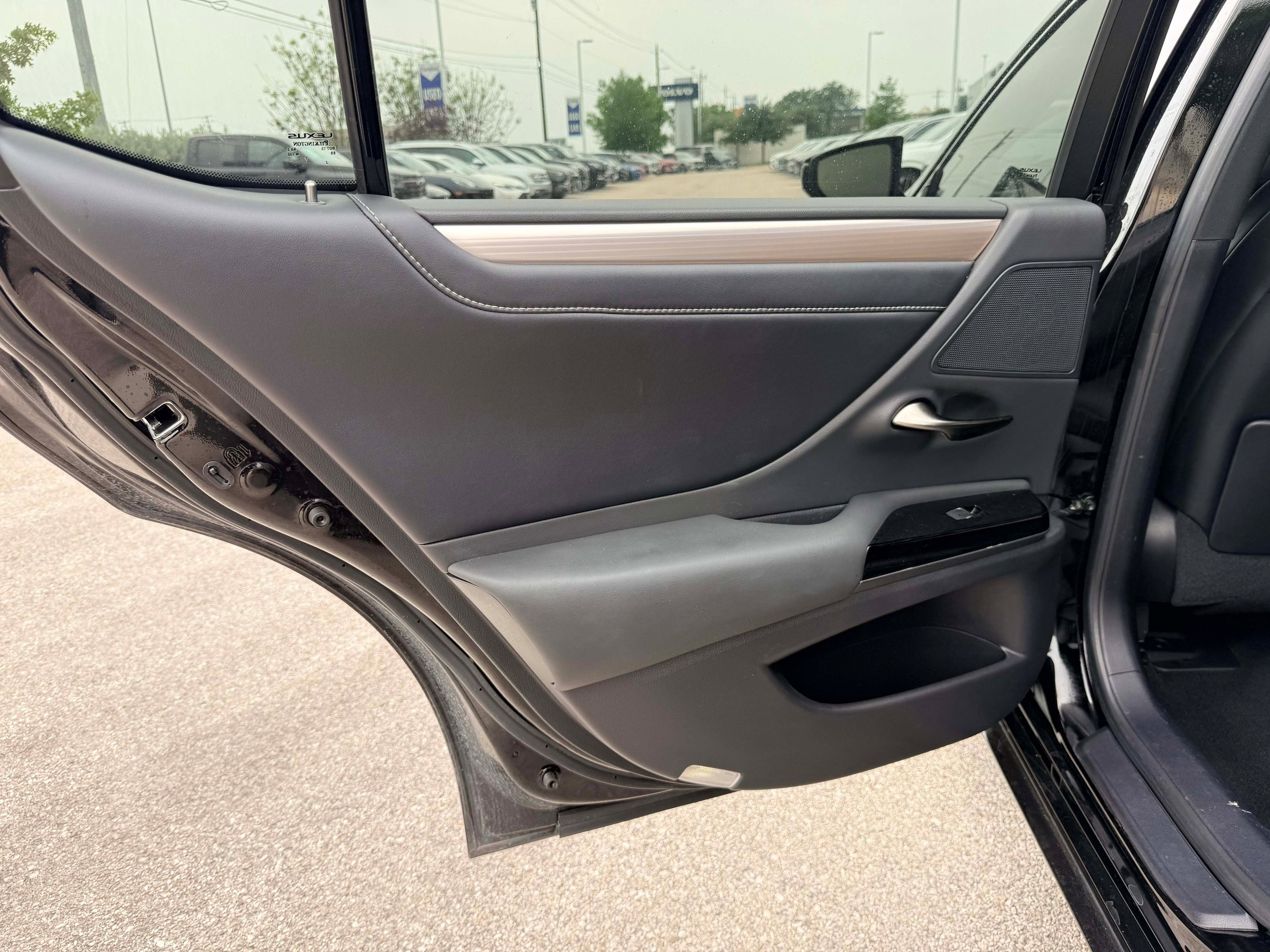 Used 2022 Lexus ES 350 F Sport FWD image 13