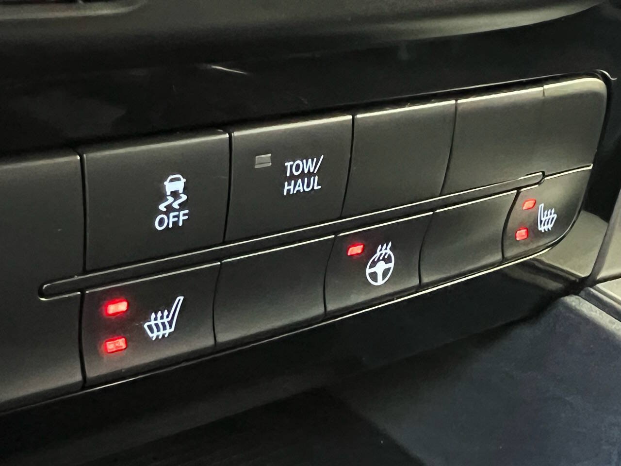 Used 2017 RAM 1500 Sport w/ Quick Order Package 26Q Night AWD/4WD image 28