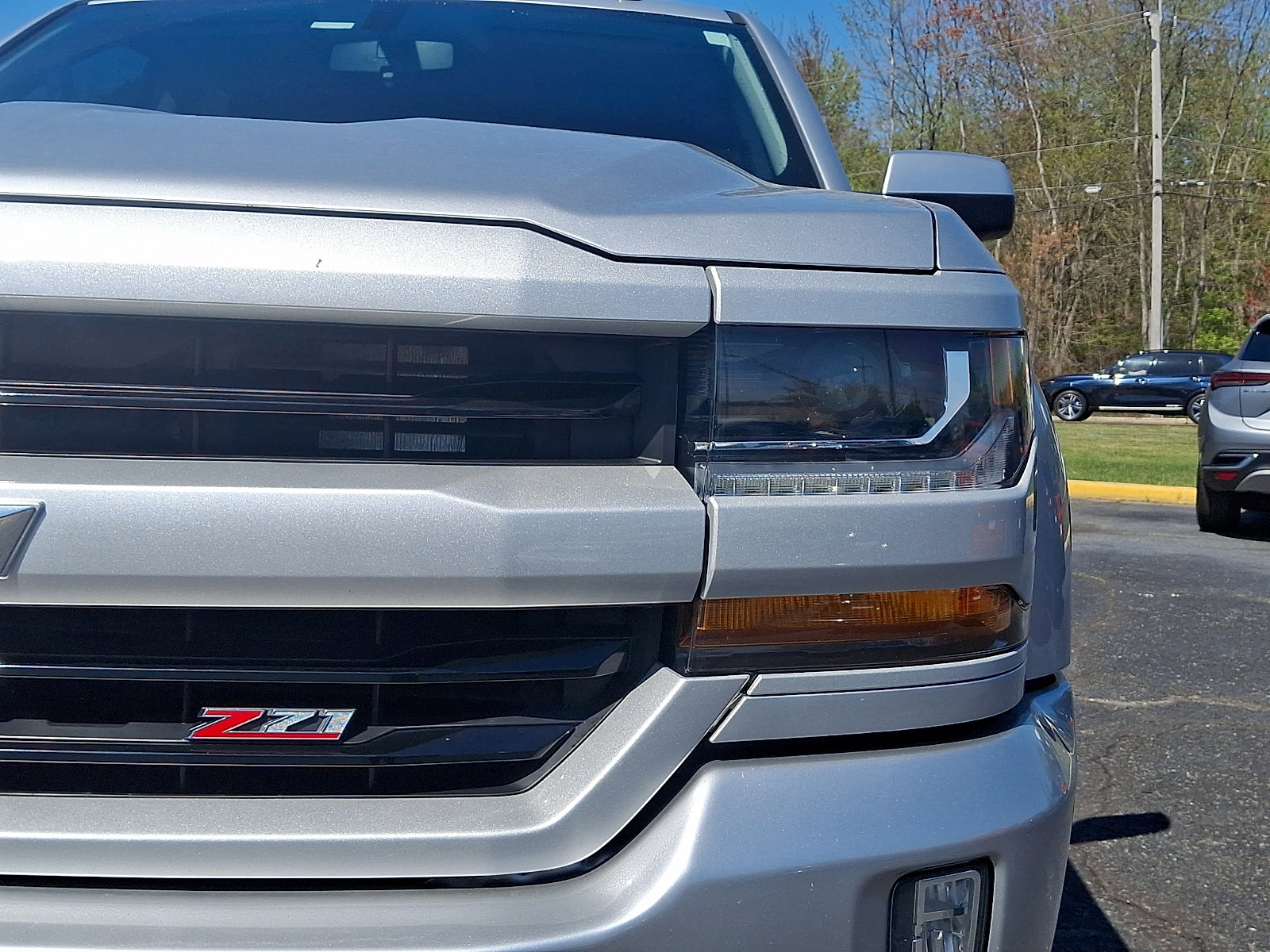 Certified 2018 Chevrolet Silverado 1500 LT w/ All Star Edition AWD/4WD image 10