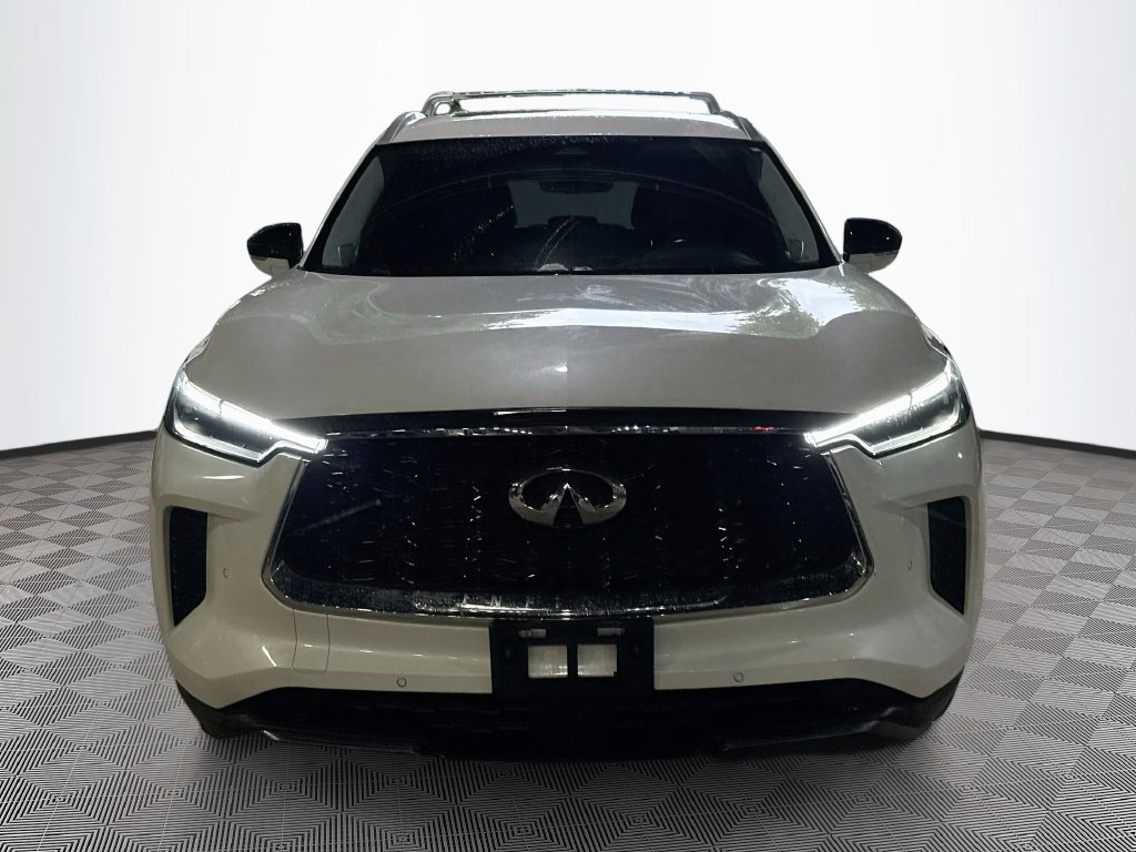 Certified 2023 INFINITI QX60 Sensory w/ Cargo Package AWD/4WD image 2