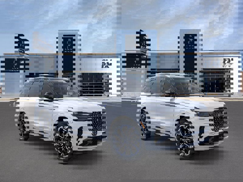 New 2025 Lincoln Nautilus Reserve image 7