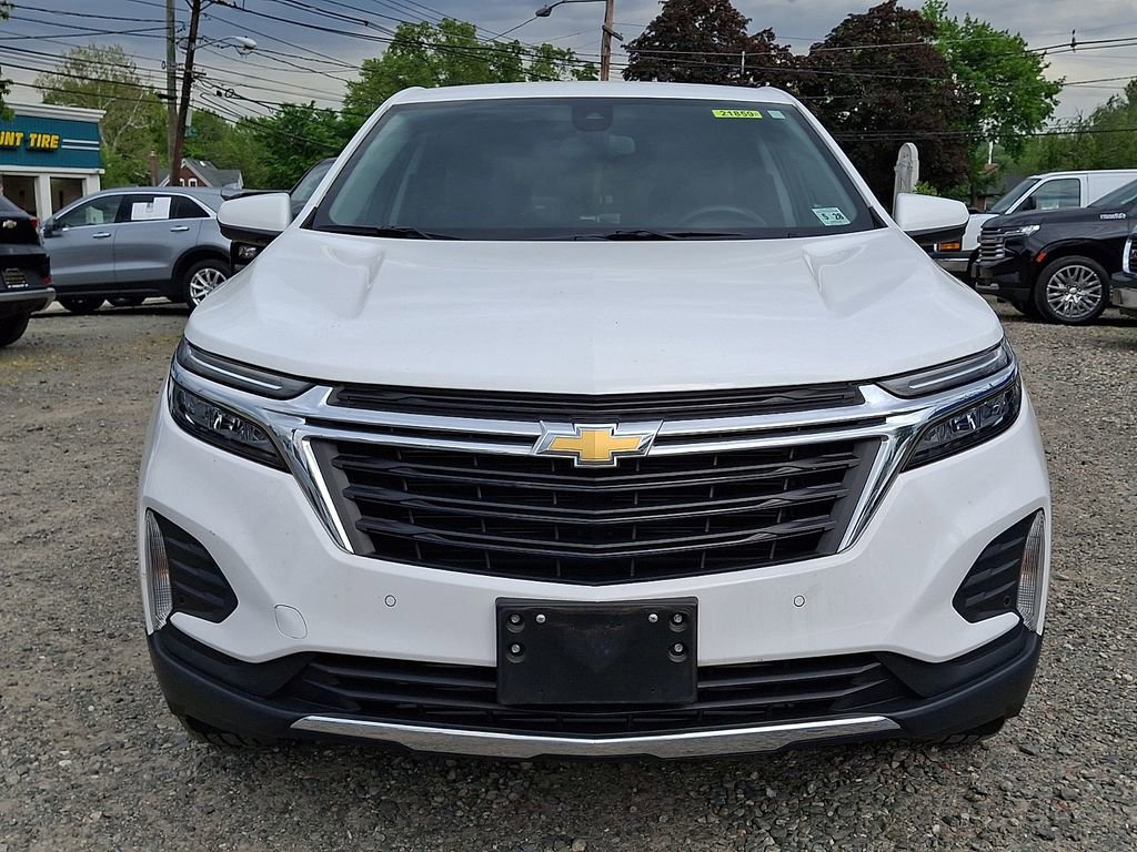 Used 2023 Chevrolet Equinox LT AWD/4WD image 2