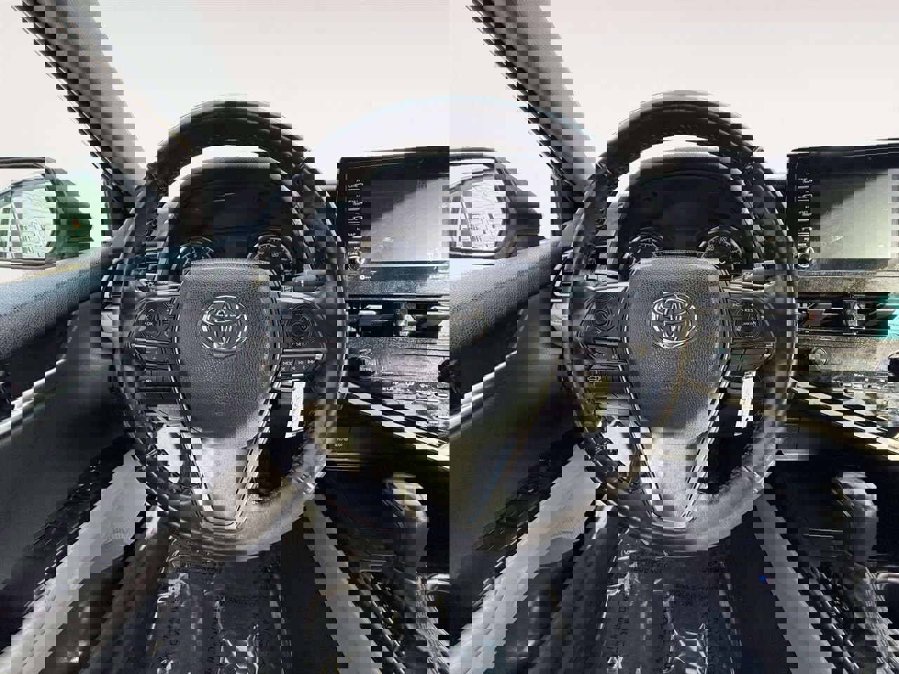 Used 2021 Toyota Camry SE image 13