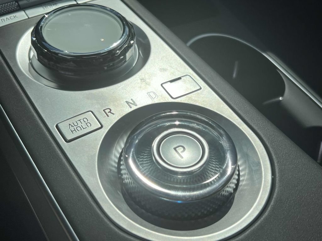 New 2025 Genesis Electrified GV70 w/ Prestige Package AWD/4WD image 30