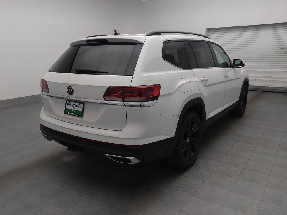 Used 2023 Volkswagen Atlas SE w/ Panoramic Sunroof Package FWD image 9