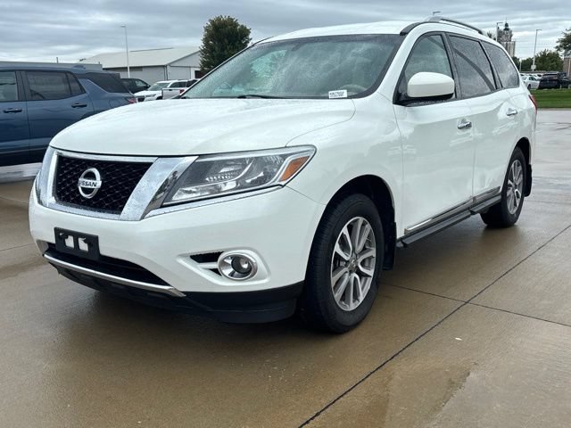 Used 2013 Nissan Pathfinder SL w/ Trailer Tow Pkg AWD/4WD image 2