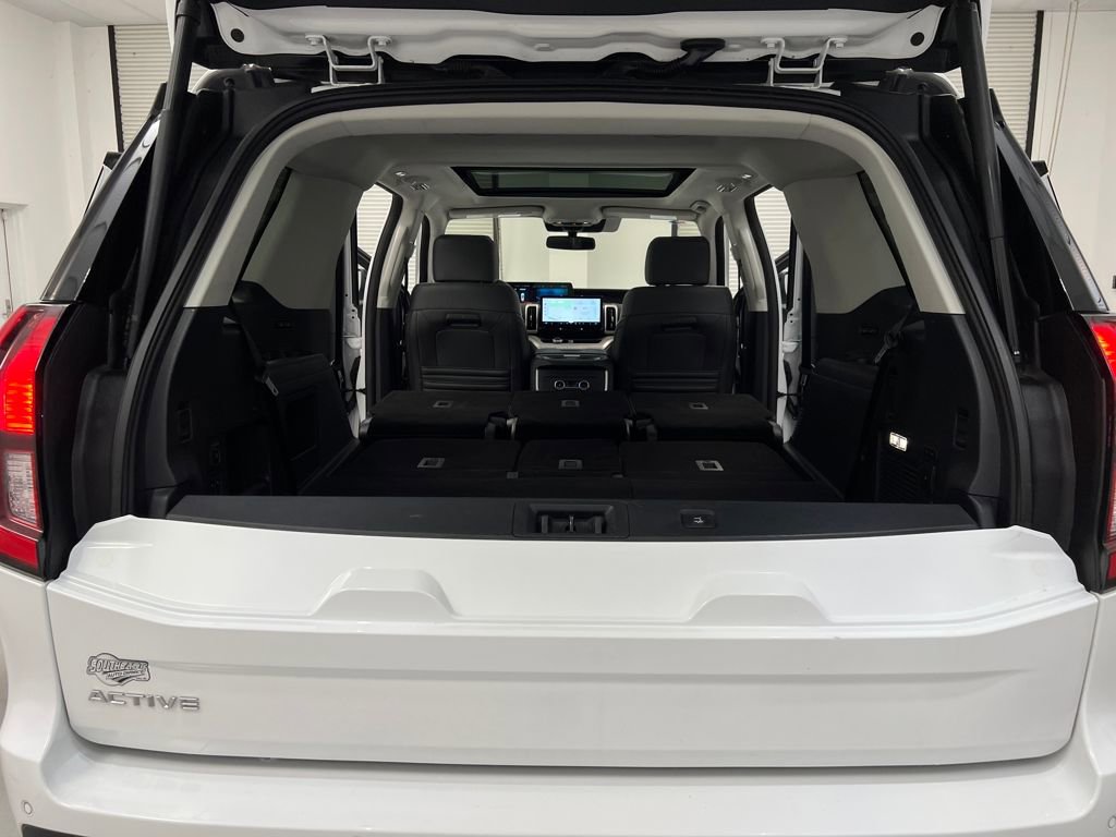 Used 2025 Ford Expedition Active image 45