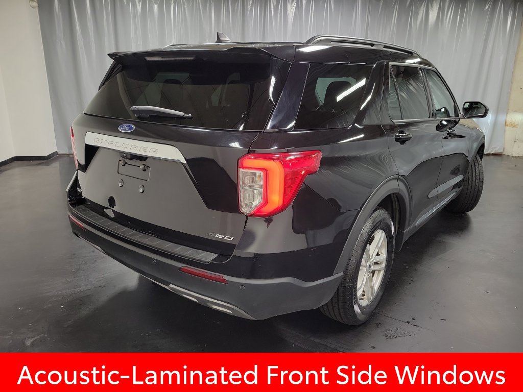 Used 2022 Ford Explorer XLT w/ Equipment Group 202A AWD/4WD image 8