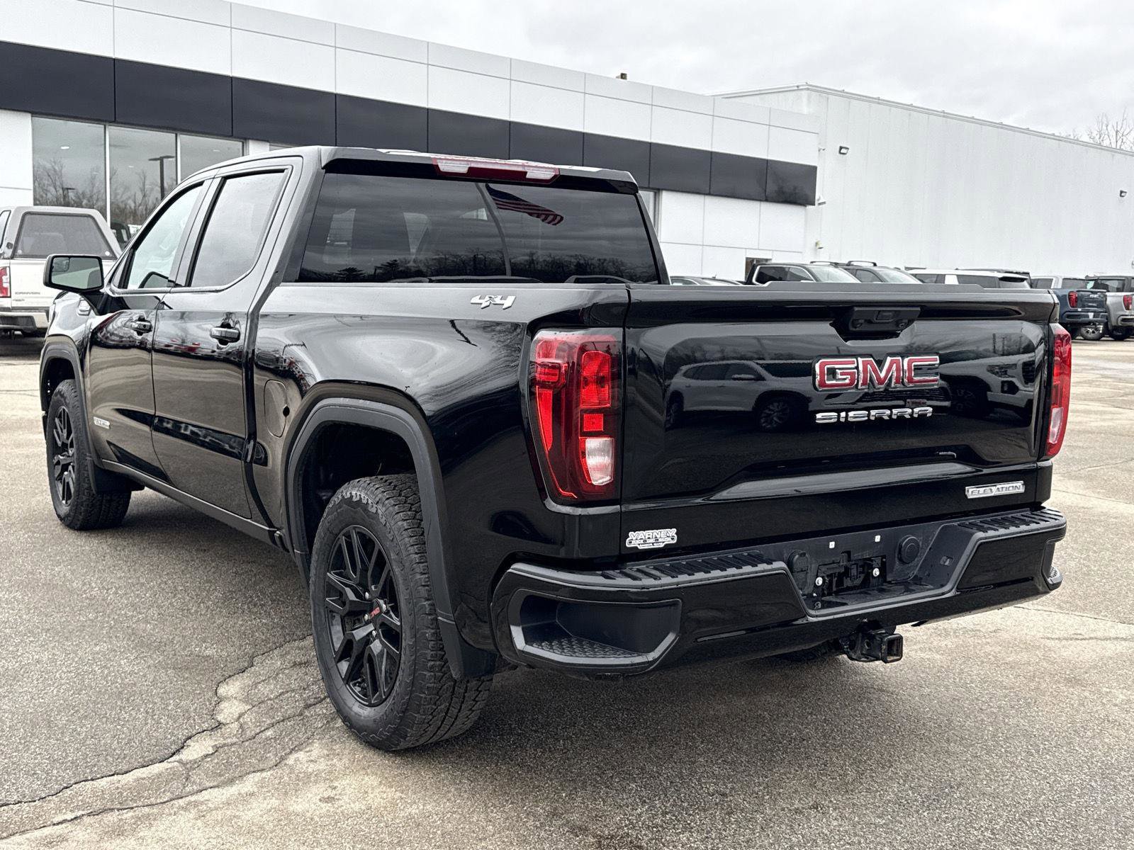 New 2026 GMC Sierra 1500 Elevation image 11