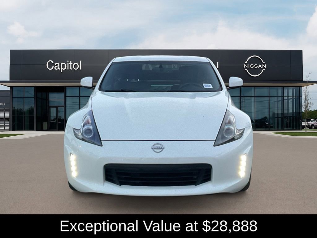 Used 2020 Nissan 370Z Touring Sport image 2