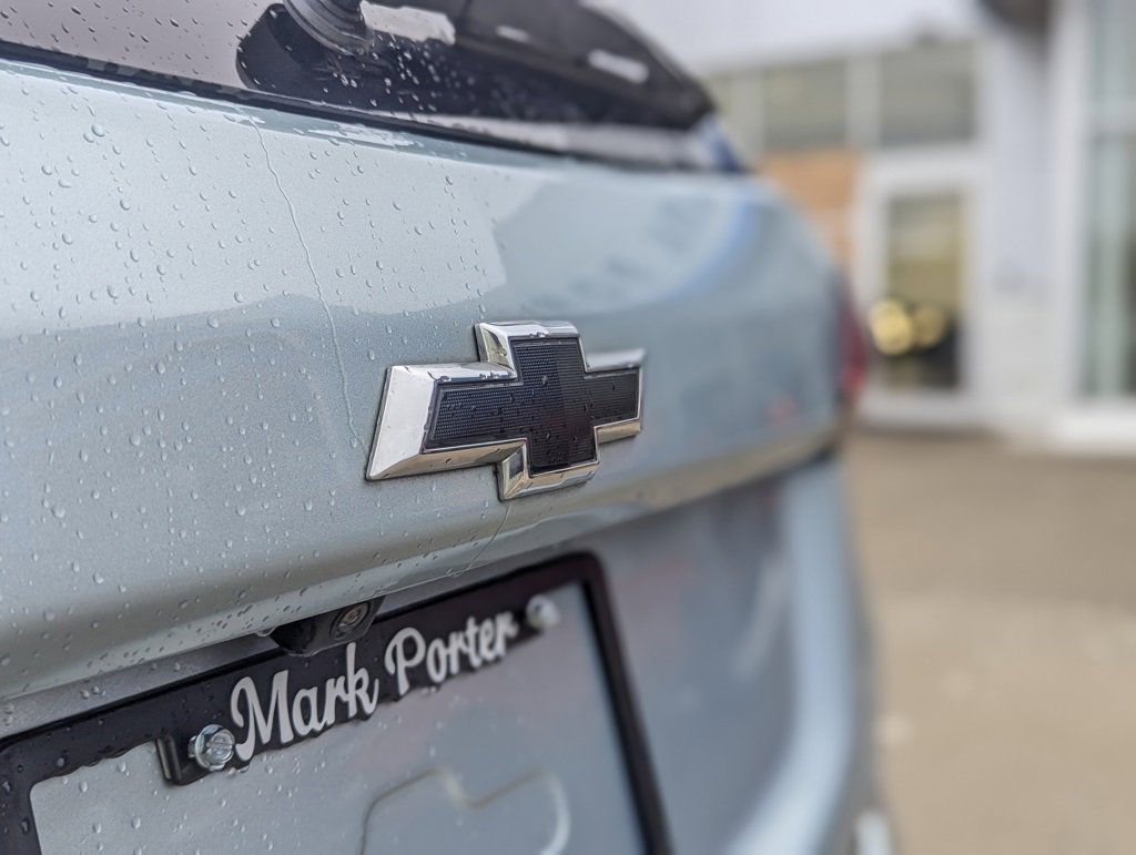 Used 2022 Chevrolet Equinox RS image 11