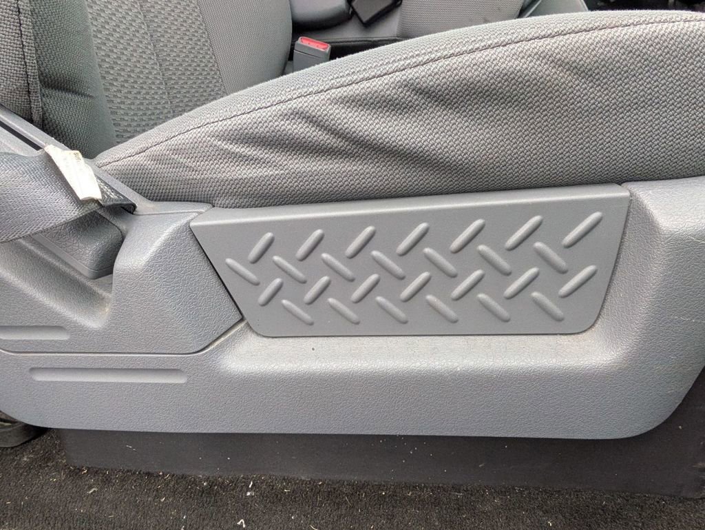 Used 2012 Ford F150 XLT w/ XTR Pkg image 44