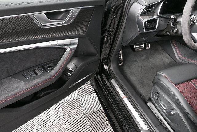 New 2026 Audi RS 6 performance image 8