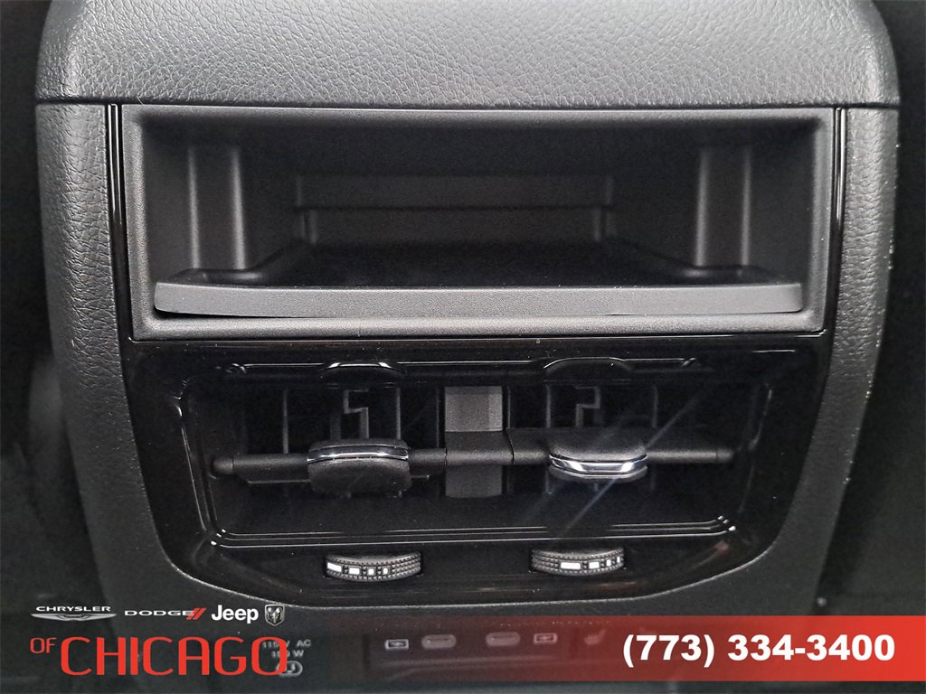 New 2026 Jeep Grand Cherokee Limited image 12