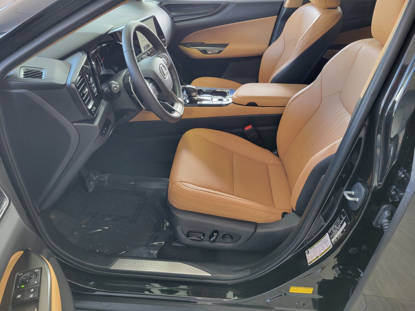 Certified 2026 Lexus NX 350 AWD w/ Accessory Package (Z2) image 11