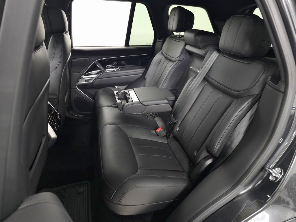 Certified 2025 Land Rover Range Rover SE AWD/4WD image 40