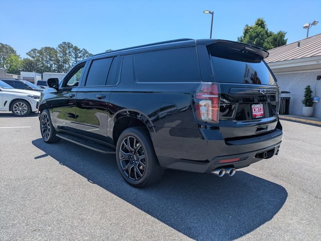 Used 2024 Chevrolet Suburban RST w/ Sport Performance Package RWD image 7
