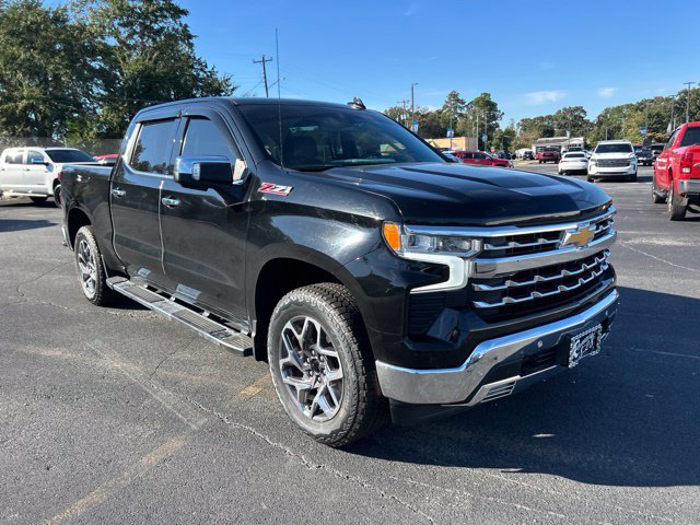 Used 2022 Chevrolet Silverado 1500 LTZ w/ LTZ Convenience Package II AWD/4WD image 6