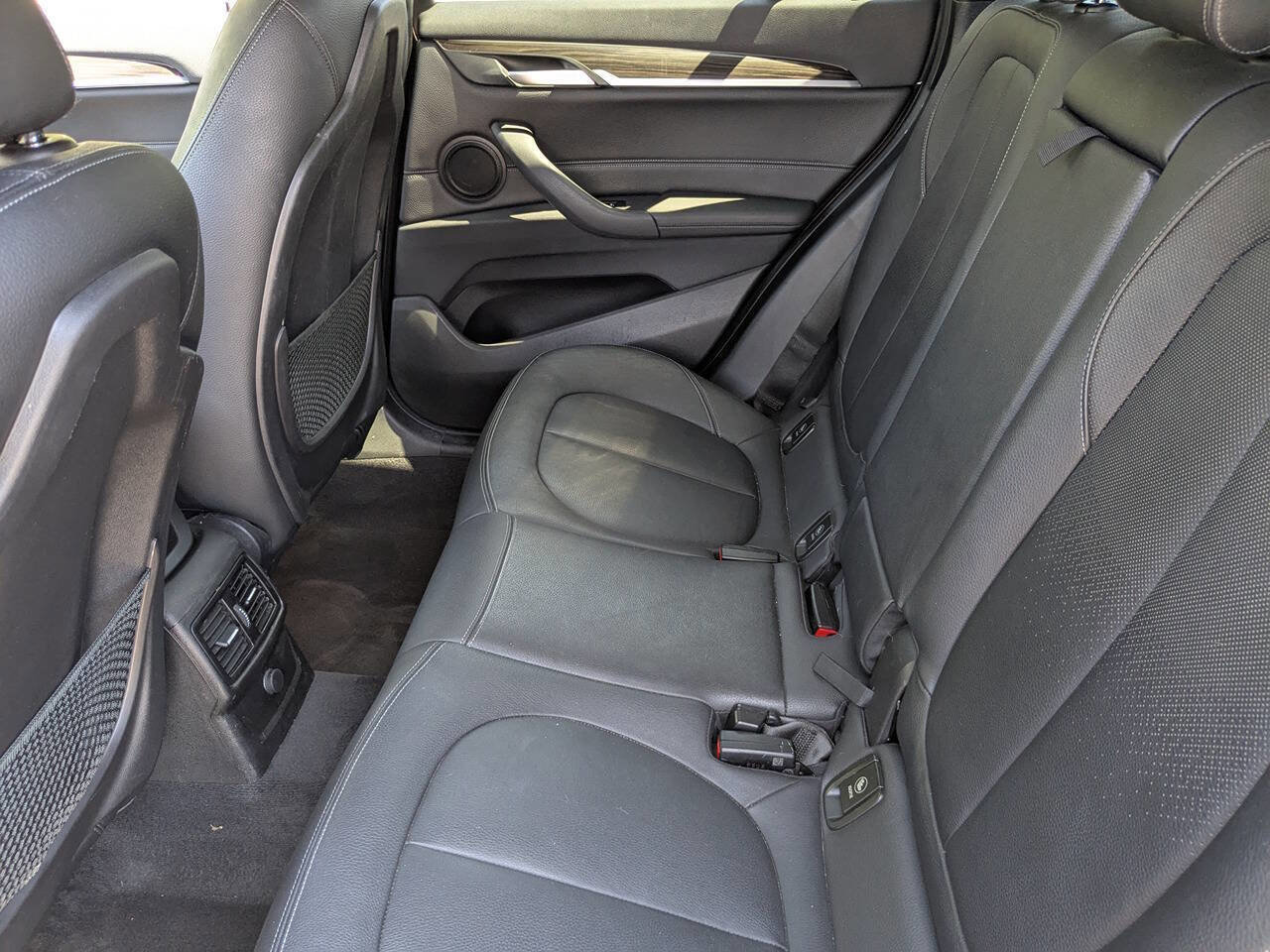 Used 2017 BMW X1 xDrive28i image 18