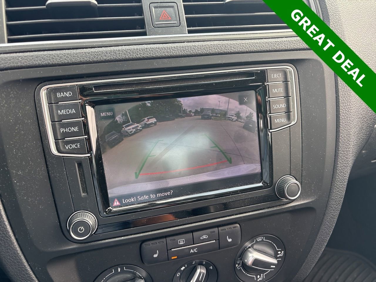 Used 2017 Volkswagen Jetta SE image 20