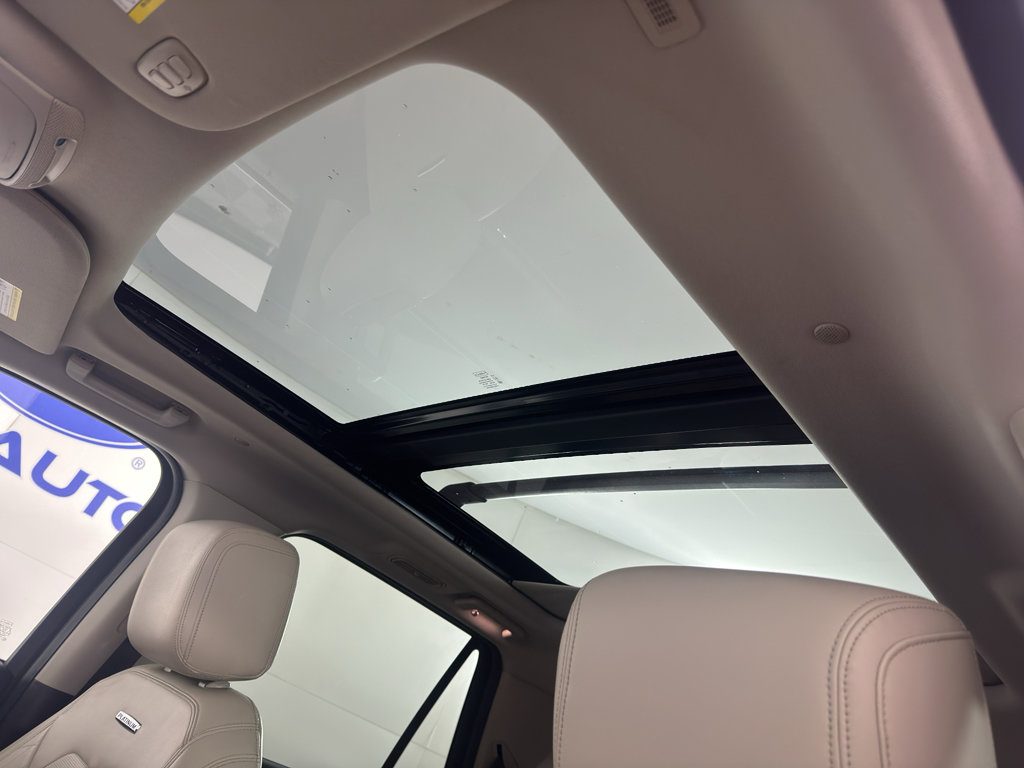 Used 2018 Ford Expedition Platinum AWD/4WD image 29