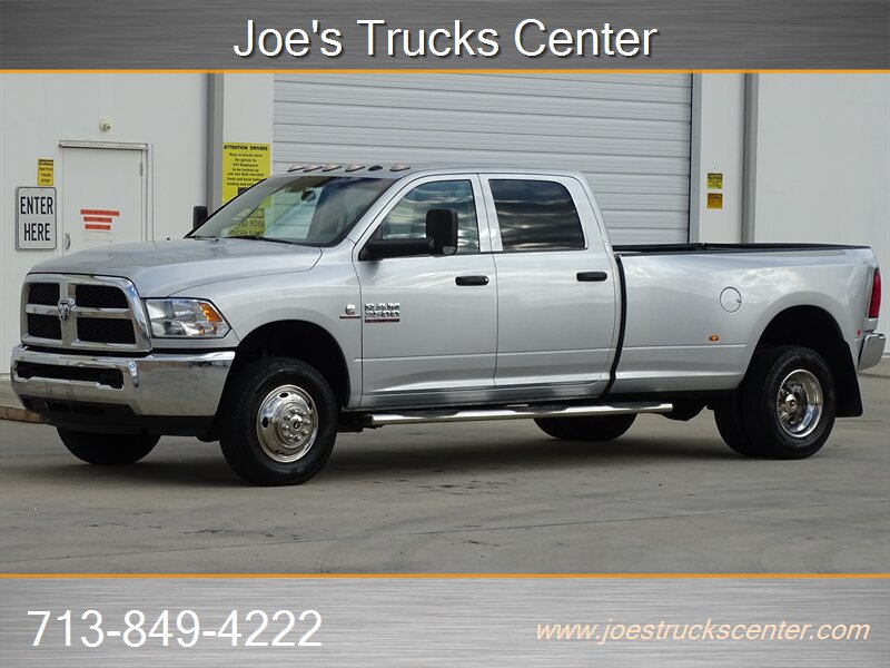 Used 2018 RAM 3500 Tradesman w/ Chrome Appearance Group AWD/4WD image 2