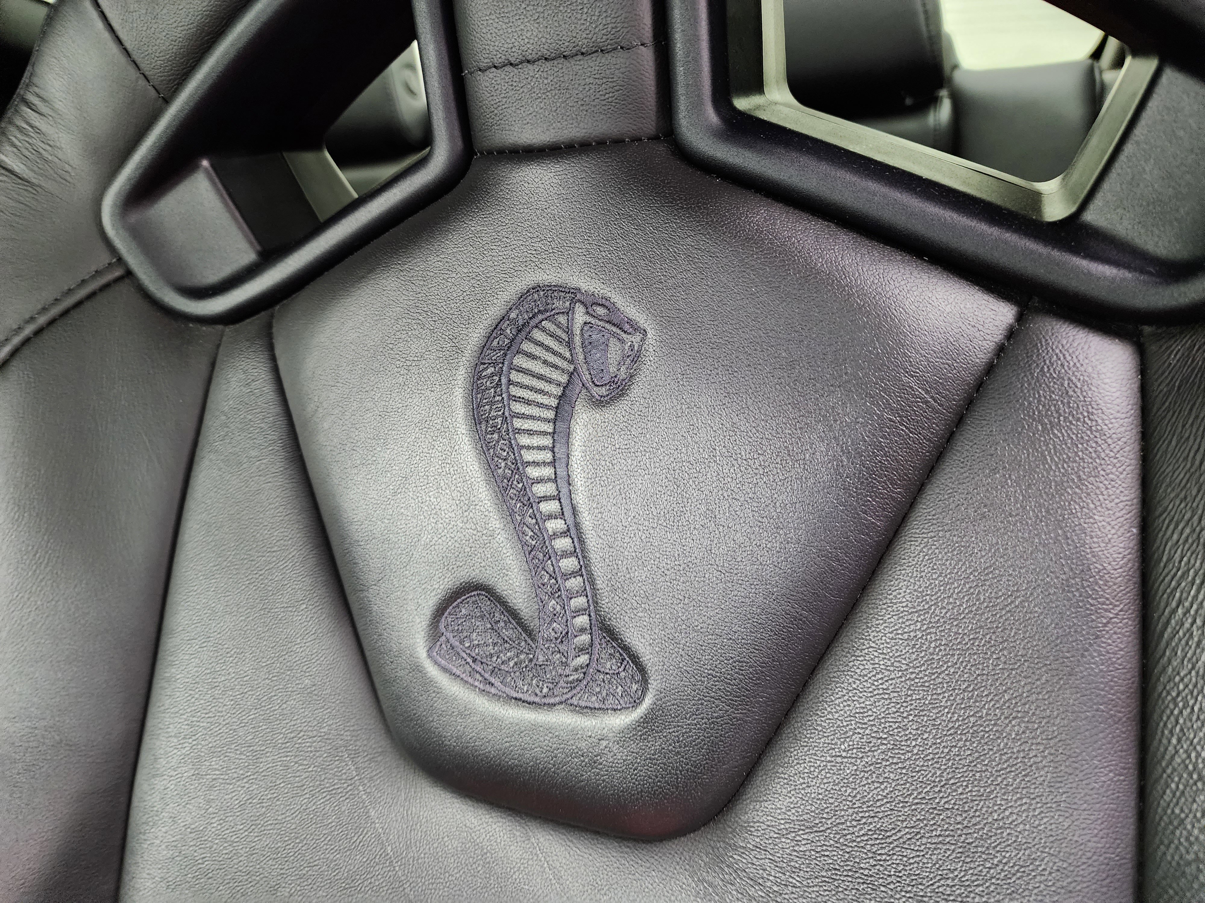 Used 2012 Ford Mustang Shelby GT500 w/ SVT Performance Pkg image 41