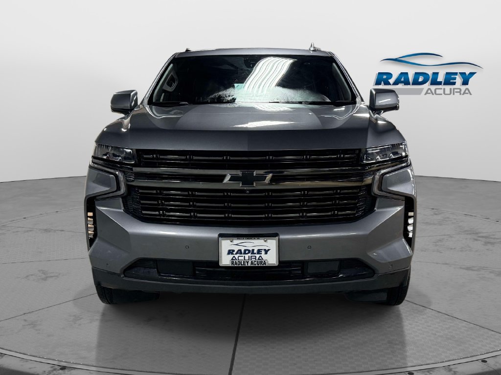 Used 2022 Chevrolet Suburban RST w/ Luxury Package RWD image 2