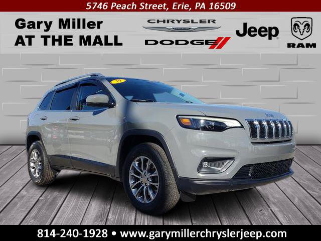 Used 2019 Jeep Cherokee Latitude Plus w/ Cold Weather Group AWD/4WD image 1