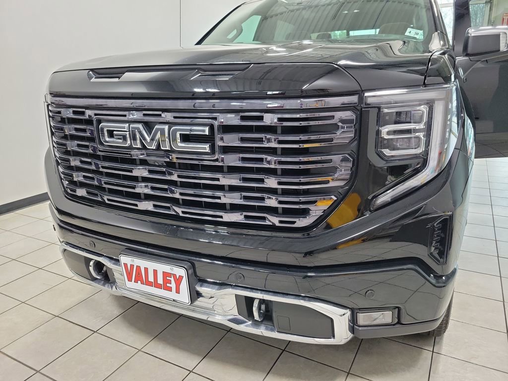 Used 2025 GMC Sierra 1500 Denali Ultimate image 25