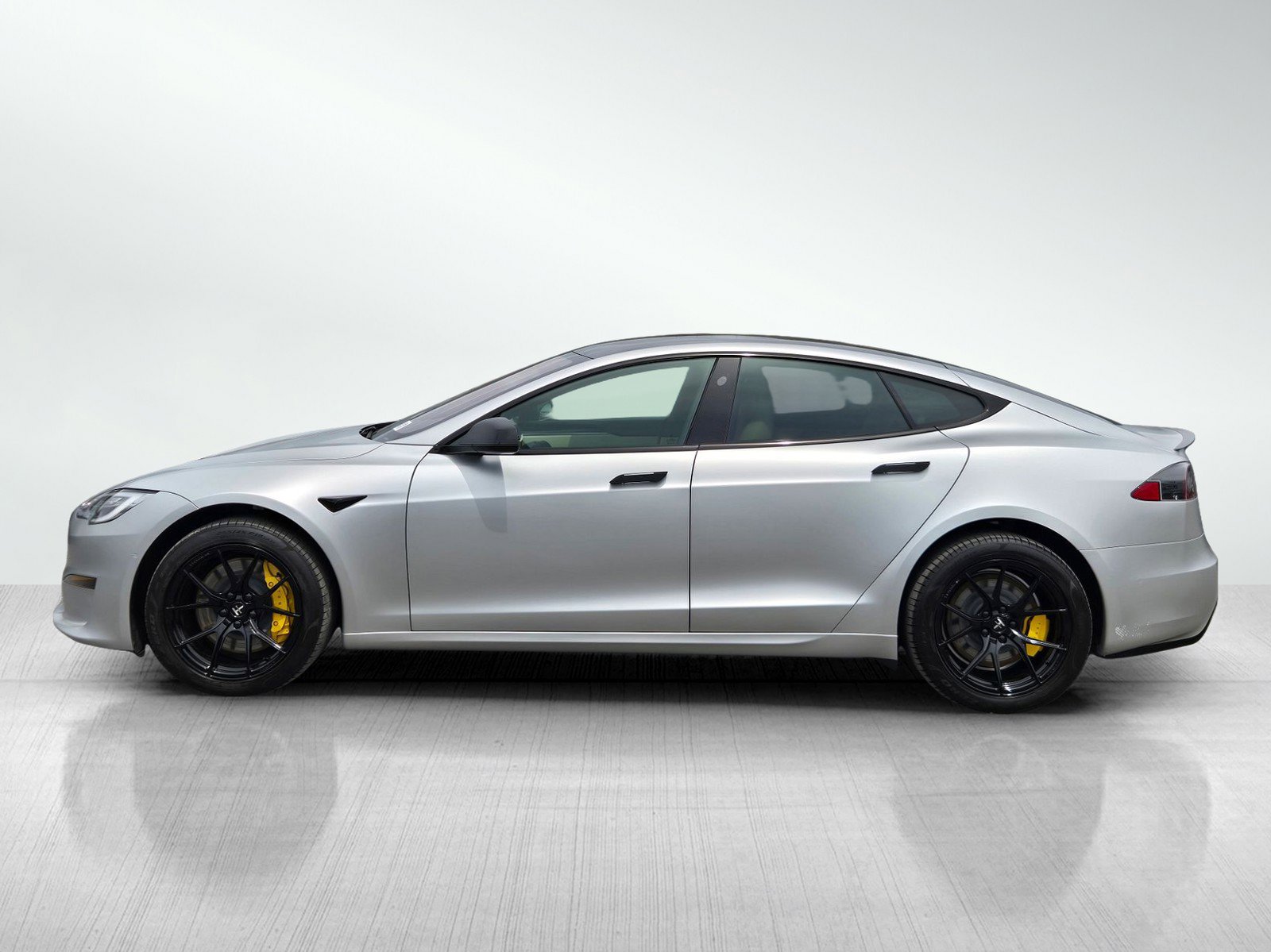 Used 2022 Tesla Model S Plaid AWD/4WD image 7