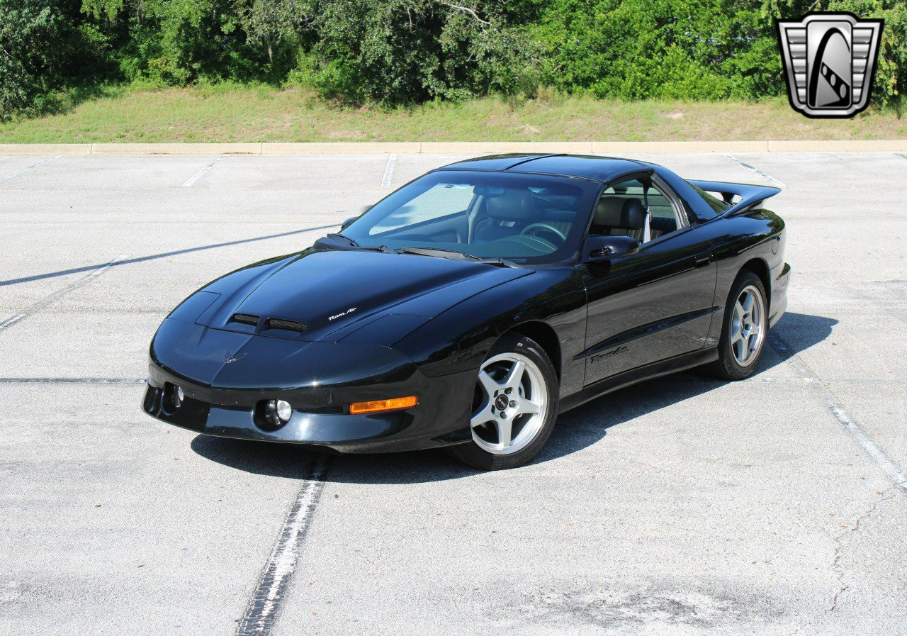 Used 1997 Pontiac Firebird Trans Am image 3