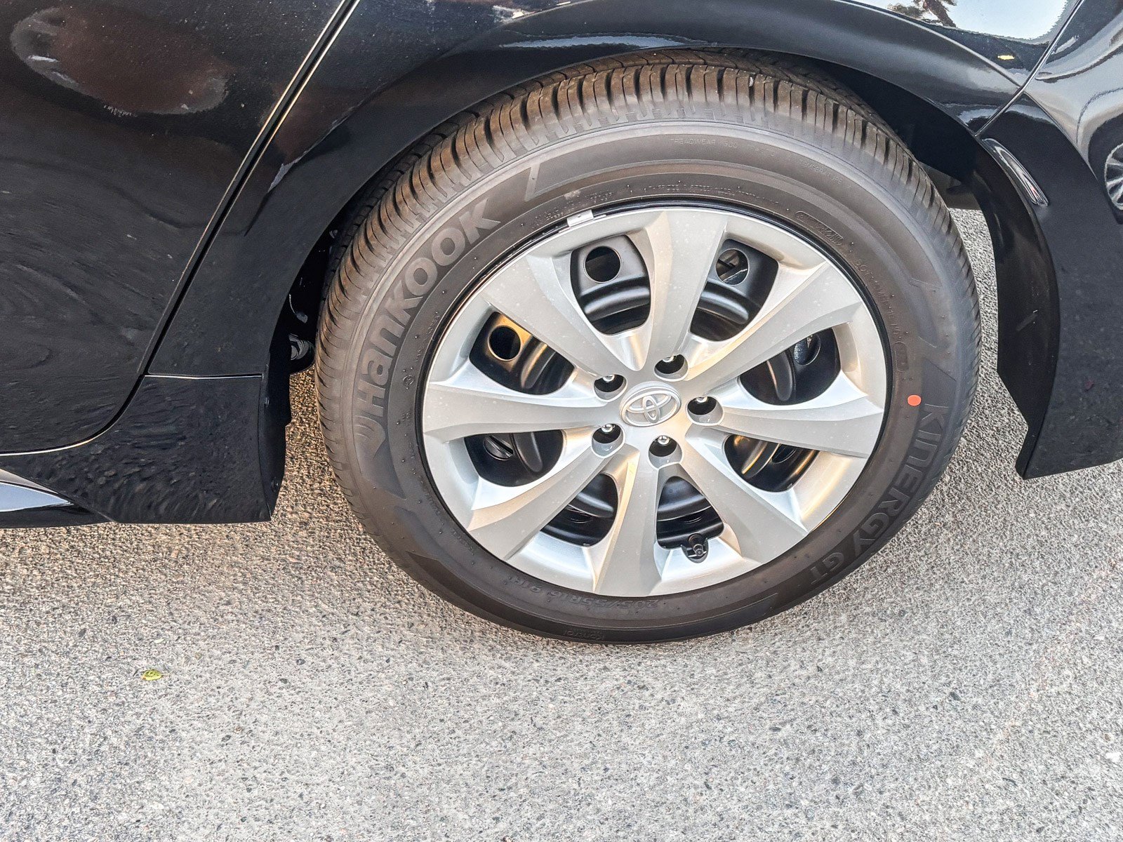 New 2026 Toyota Corolla LE image 12