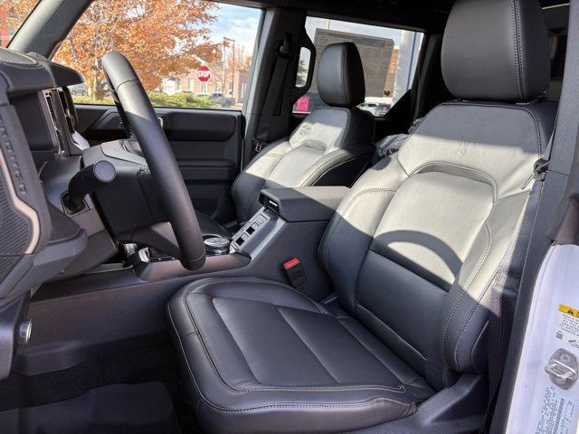 New 2025 Ford Bronco Badlands image 16