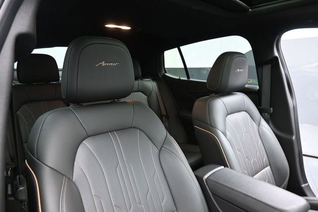 Used 2025 Buick Envista Avenir FWD image 28