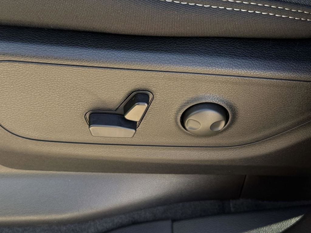 New 2026 RAM 1500 Big Horn AWD/4WD image 24
