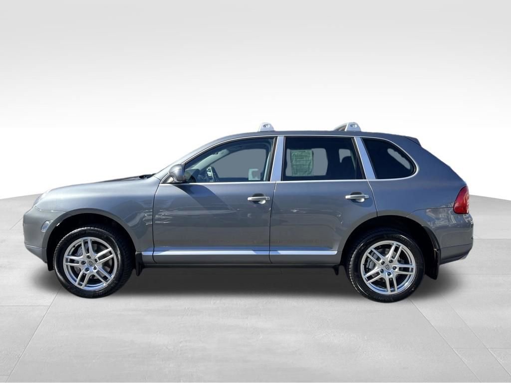 Used 2005 Porsche Cayenne S AWD/4WD image 2