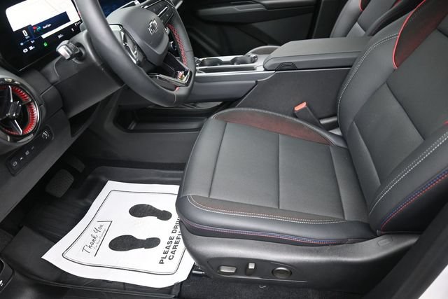 Used 2025 Chevrolet Equinox EV RS w/ Active Safety Package 3 FWD image 15