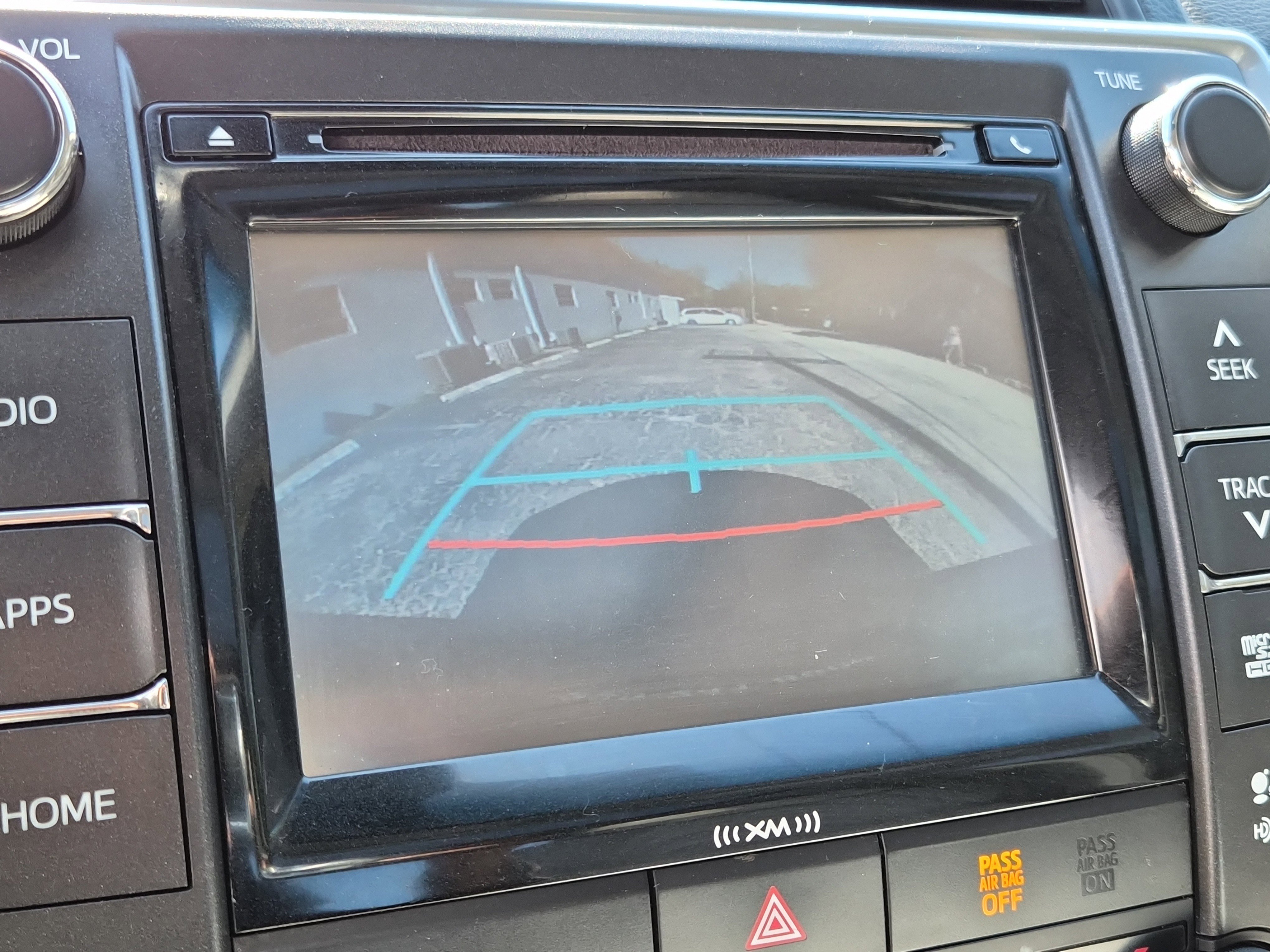 Used 2016 Toyota Camry XLE w/ Moonroof Package image 27