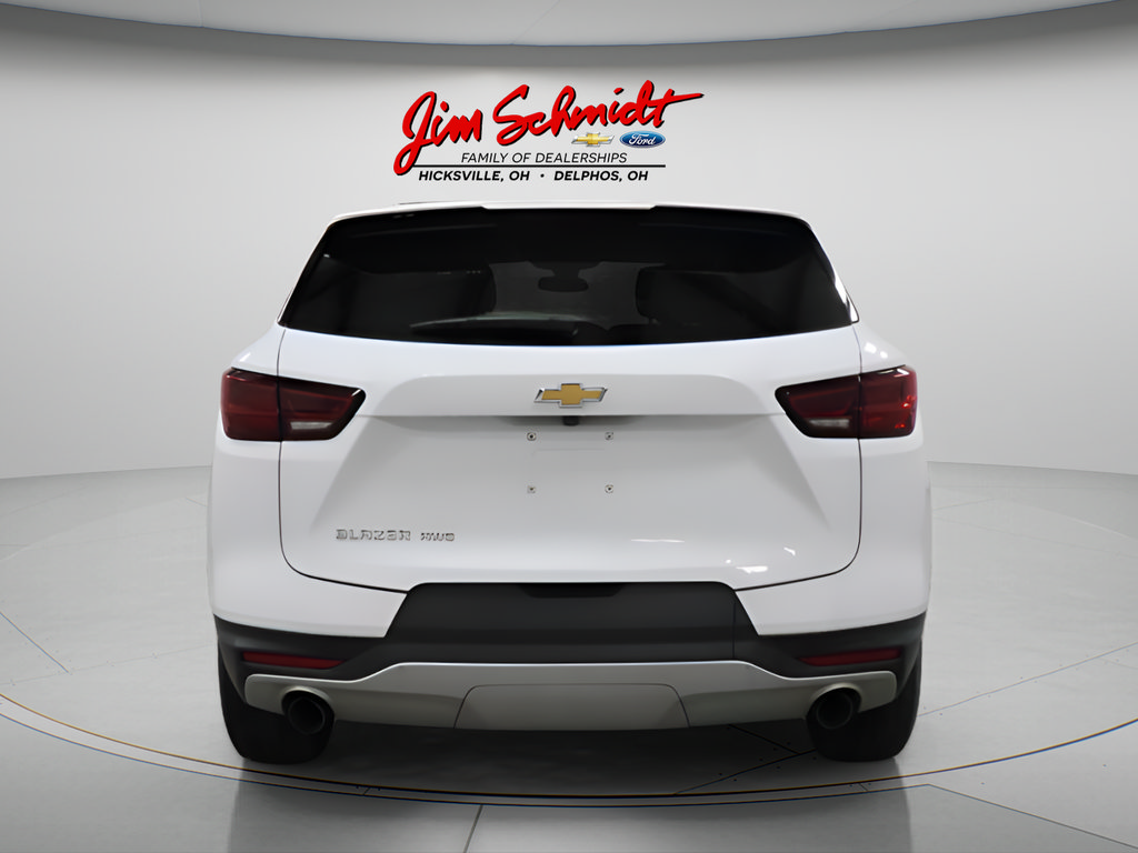 Used 2025 Chevrolet Blazer LT AWD/4WD image 5