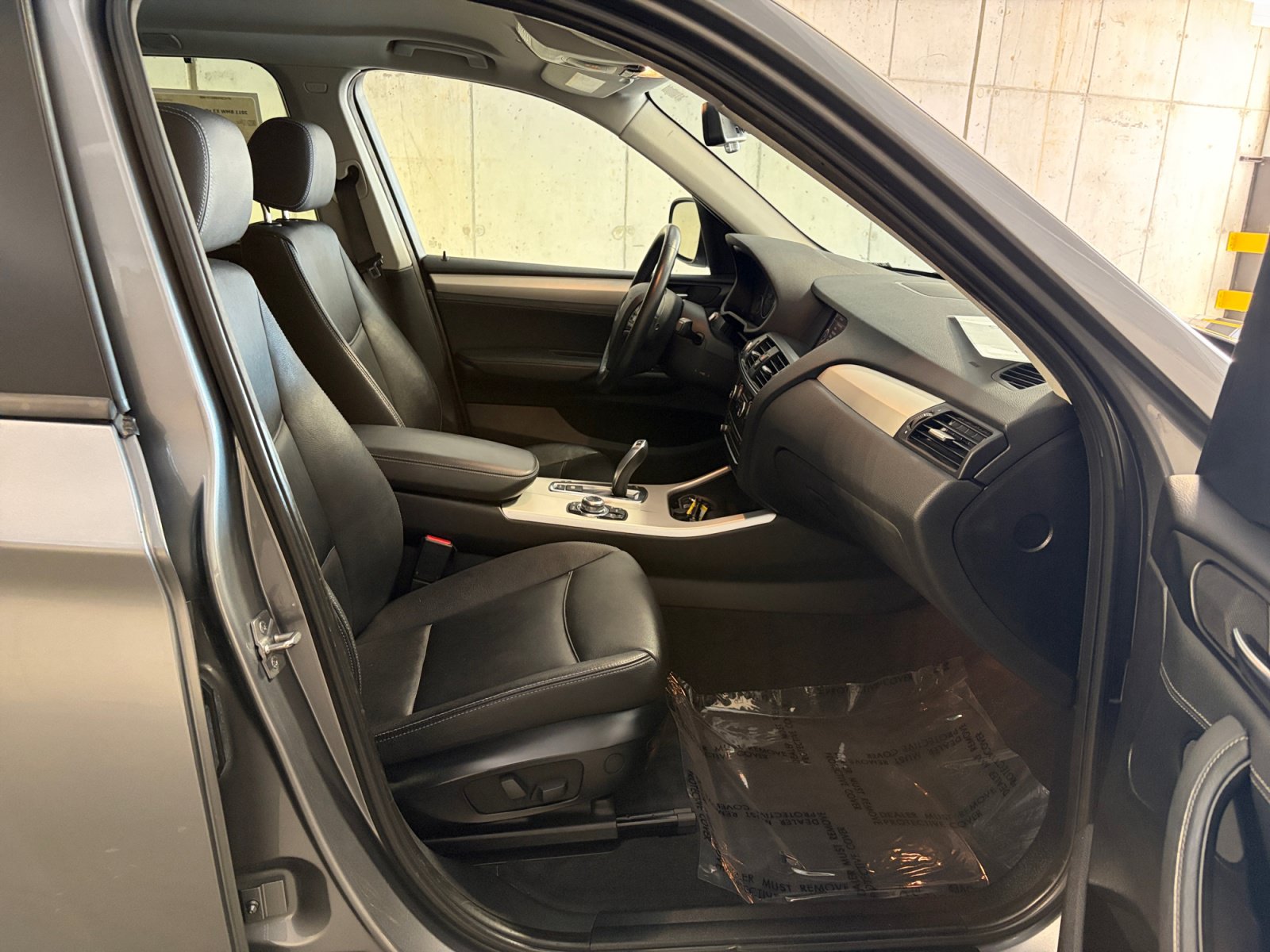Used 2011 BMW X3 xDrive28i AWD/4WD image 22