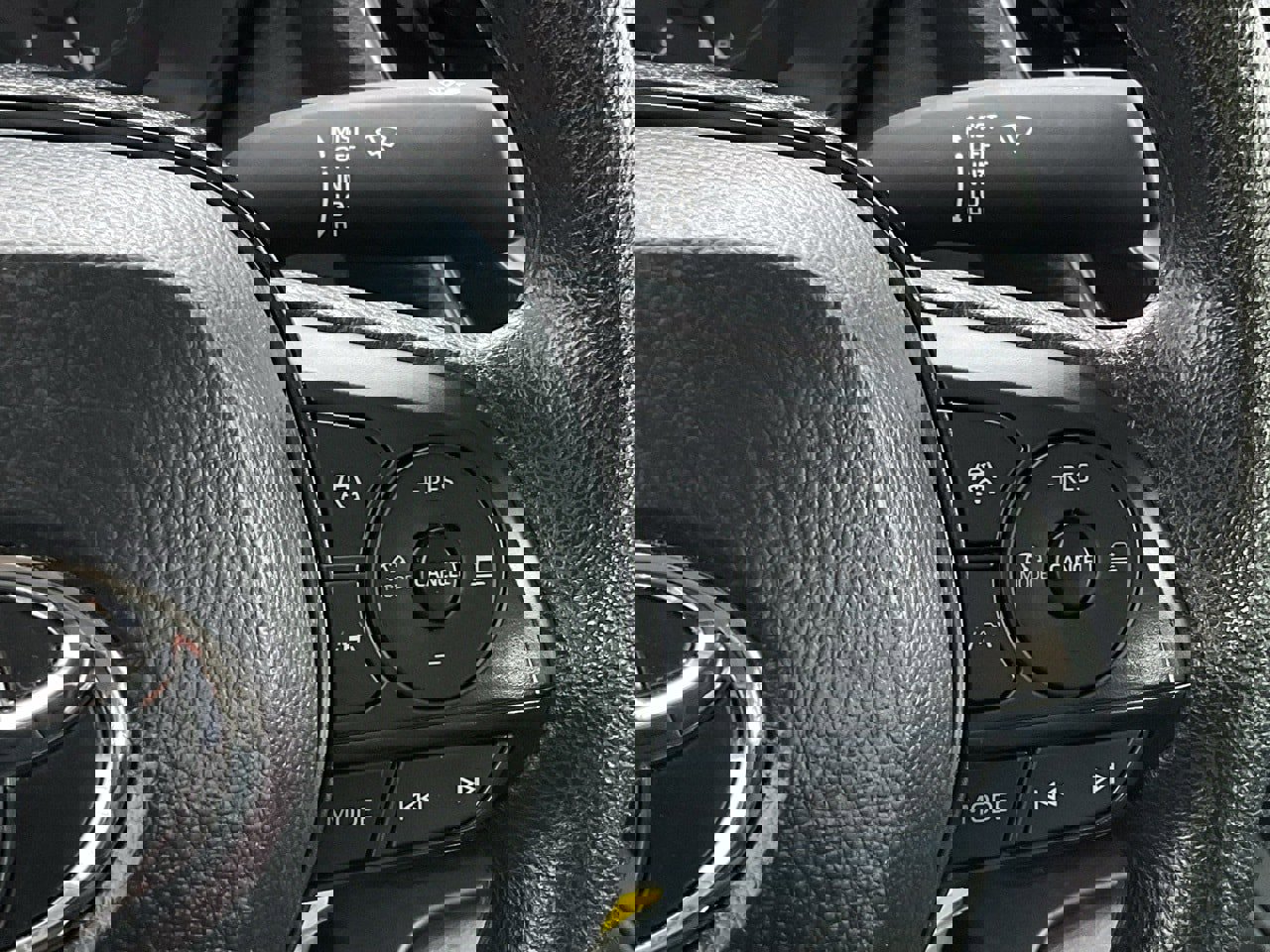 Used 2025 Toyota Corolla LE image 22