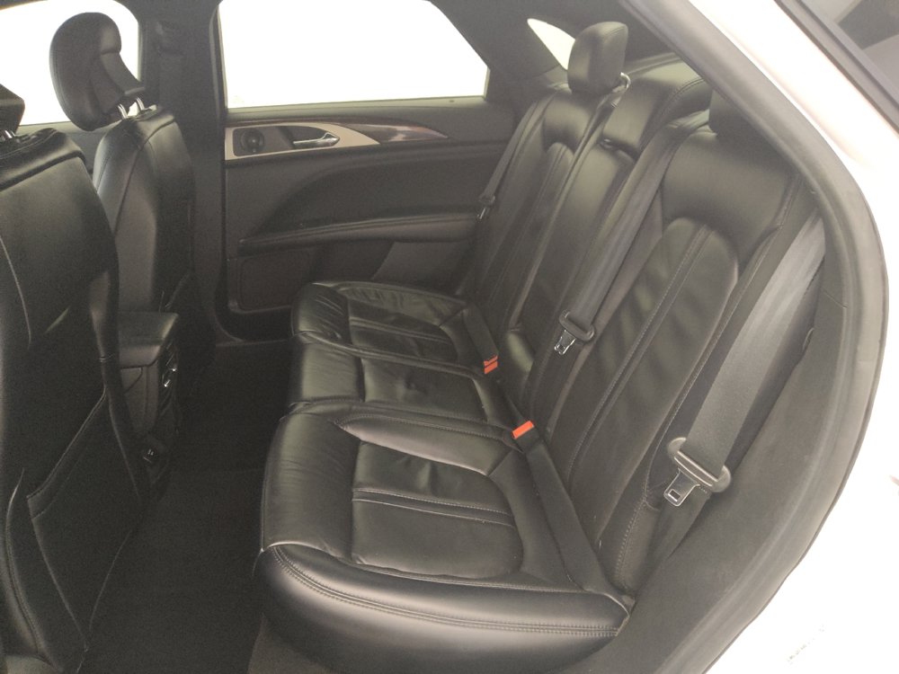 Used 2019 Lincoln MKZ Reserve w/ Reserve Plus Package AWD/4WD image 18
